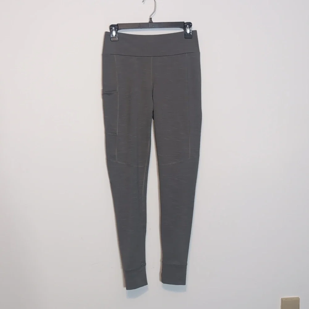 Backcountry Gray Leggings Pants